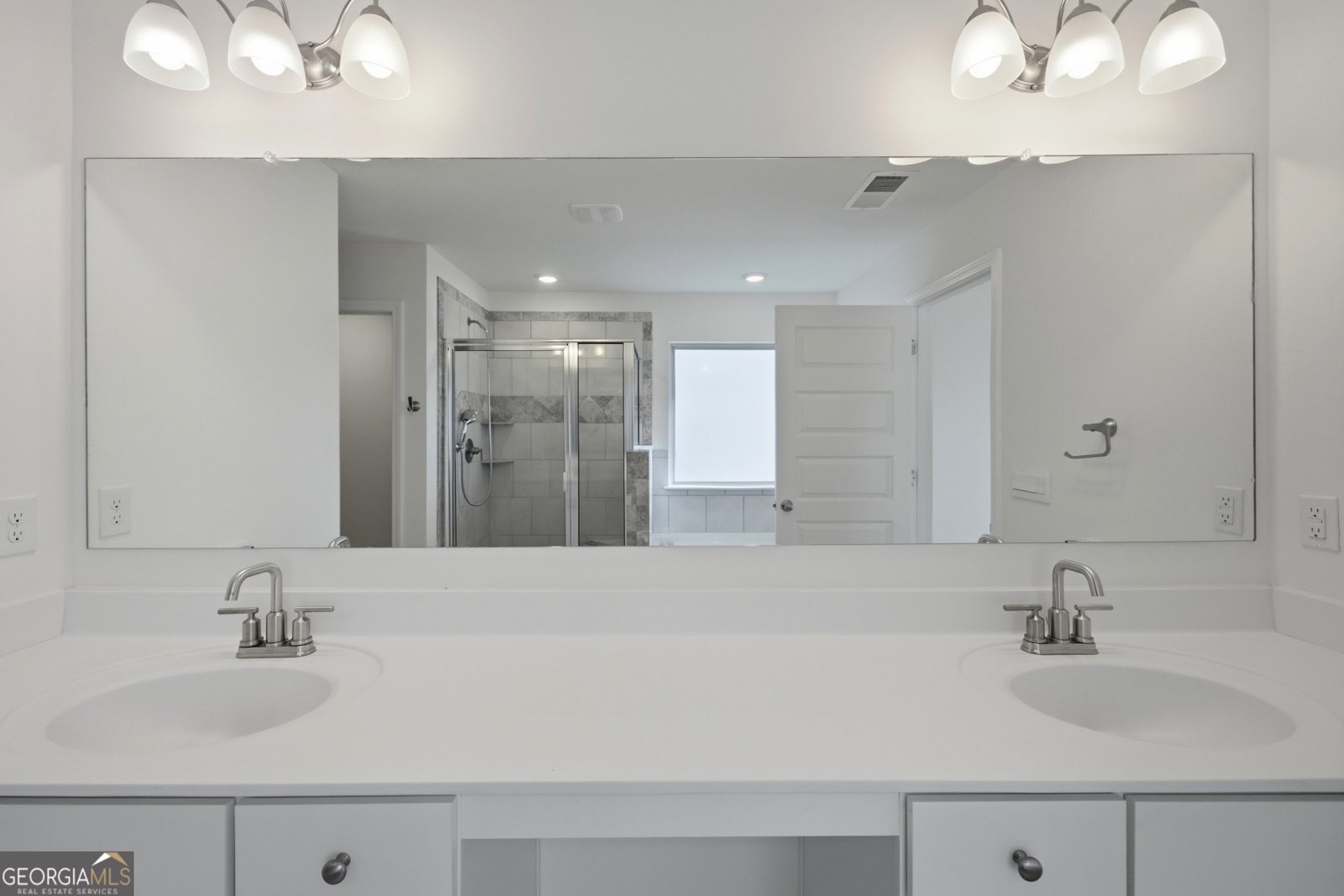 1221 Hawthorne Circle Madison - Photo 25