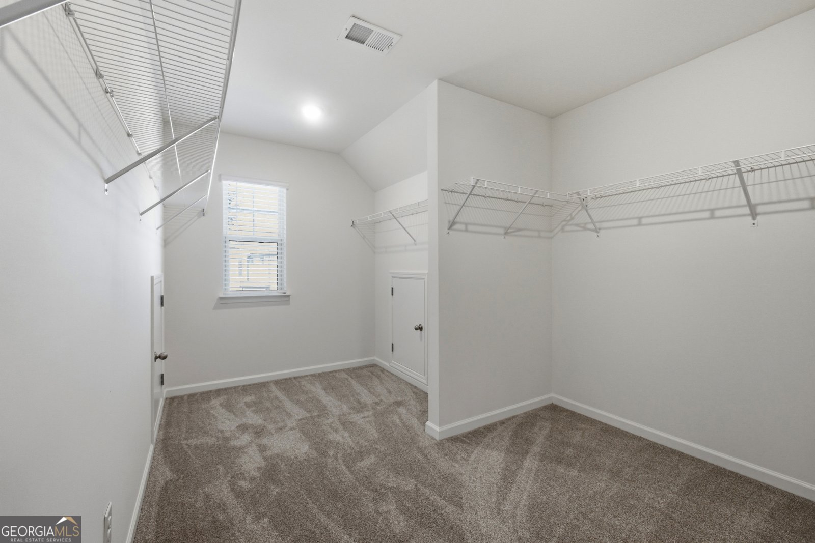 1221 Hawthorne Circle Madison - Photo 27
