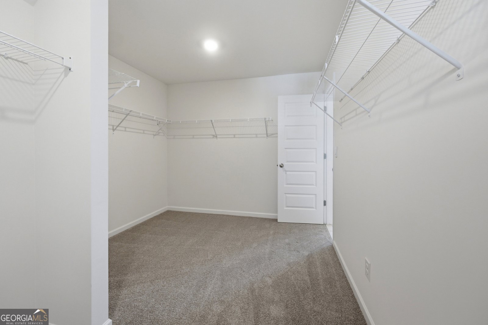 1221 Hawthorne Circle Madison - Photo 28