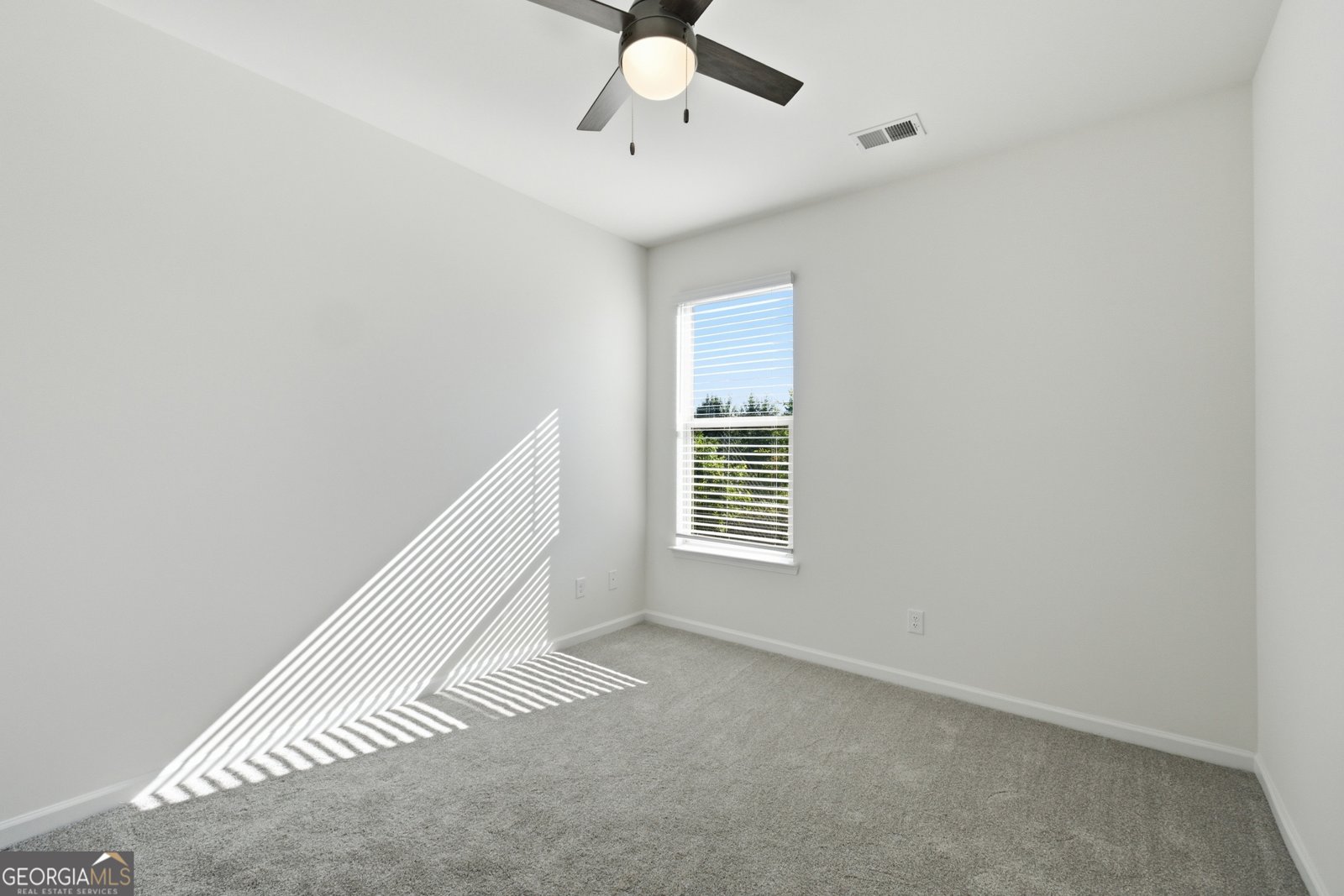 1221 Hawthorne Circle Madison - Photo 37