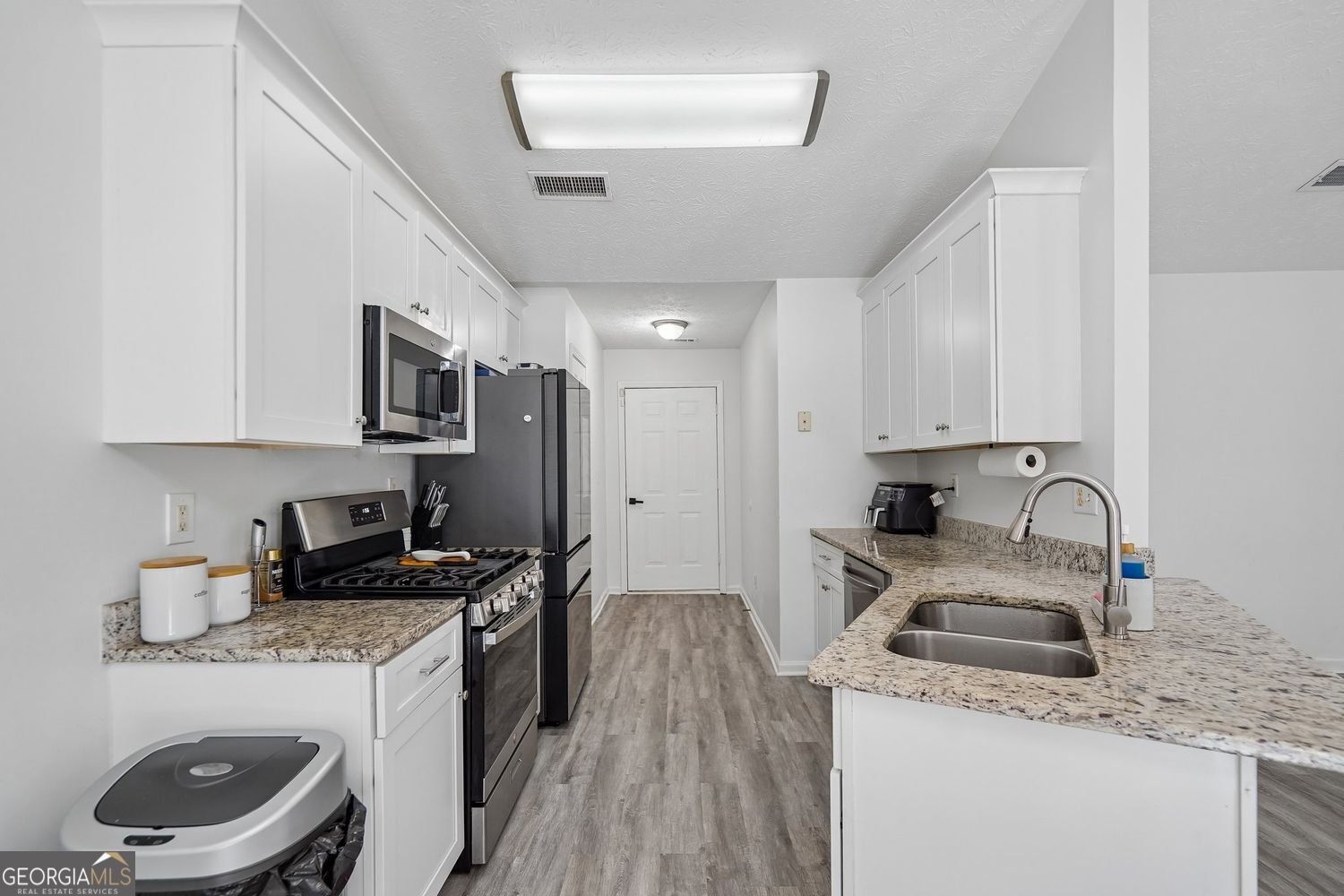 1077 Woodsong Pass Court Lawrenceville - Photo 11