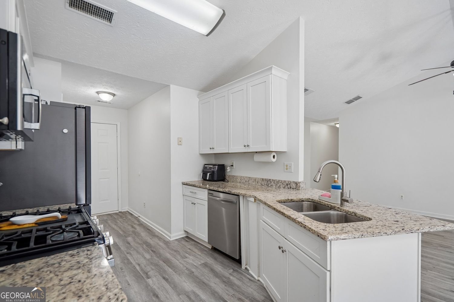 1077 Woodsong Pass Court Lawrenceville - Photo 13