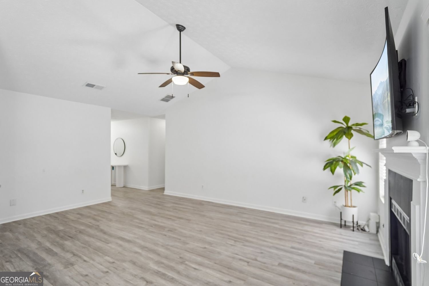 1077 Woodsong Pass Court Lawrenceville - Photo 8