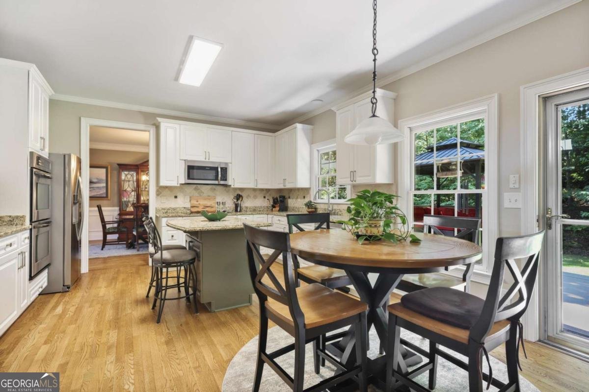 1030 Knoll Terrace Roswell - Photo 9
