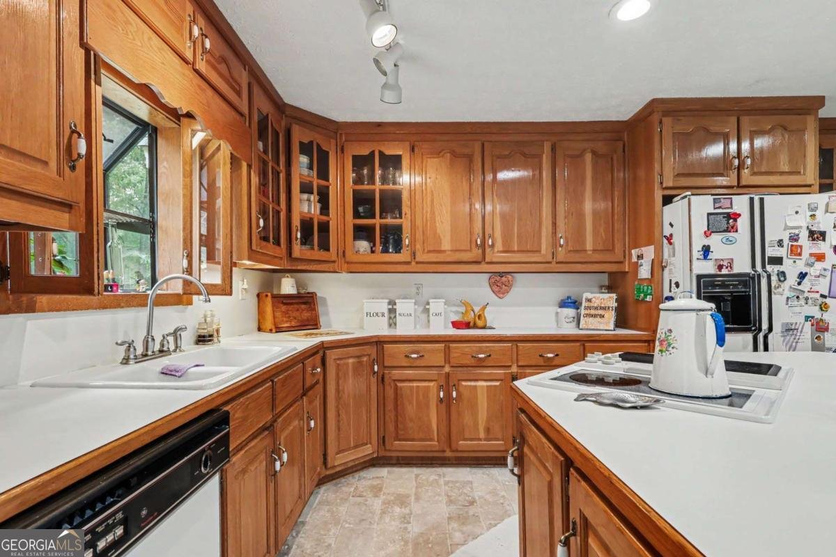 5256 Alexanders Lake Road Stockbridge - Photo 18