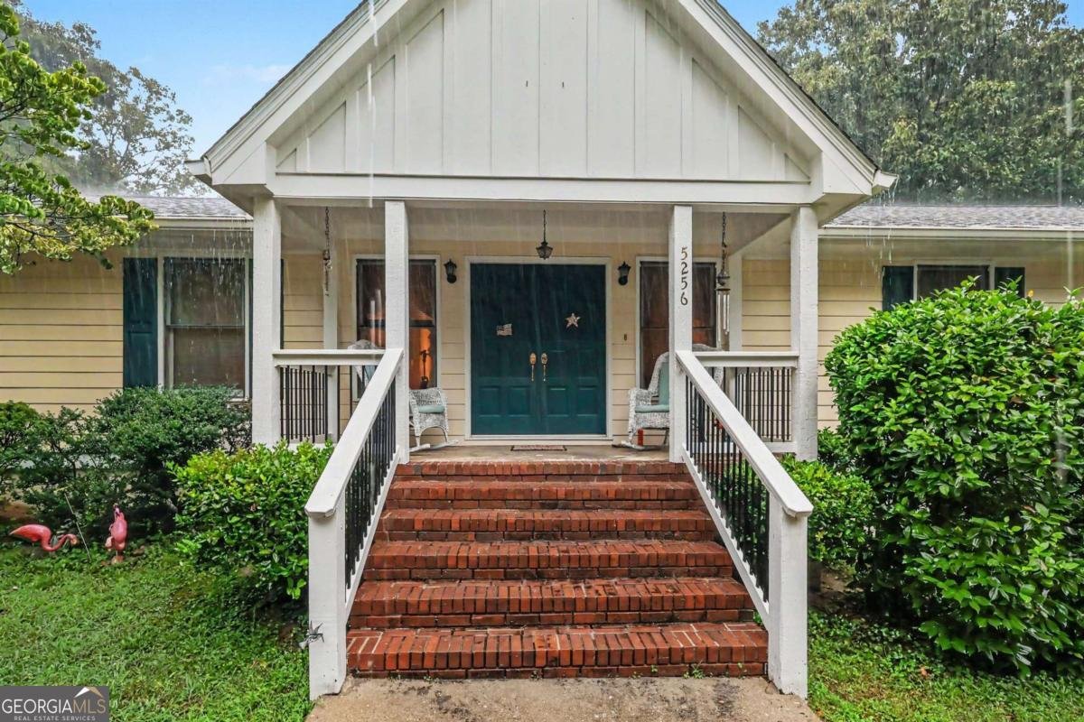 5256 Alexanders Lake Road Stockbridge - Photo 6