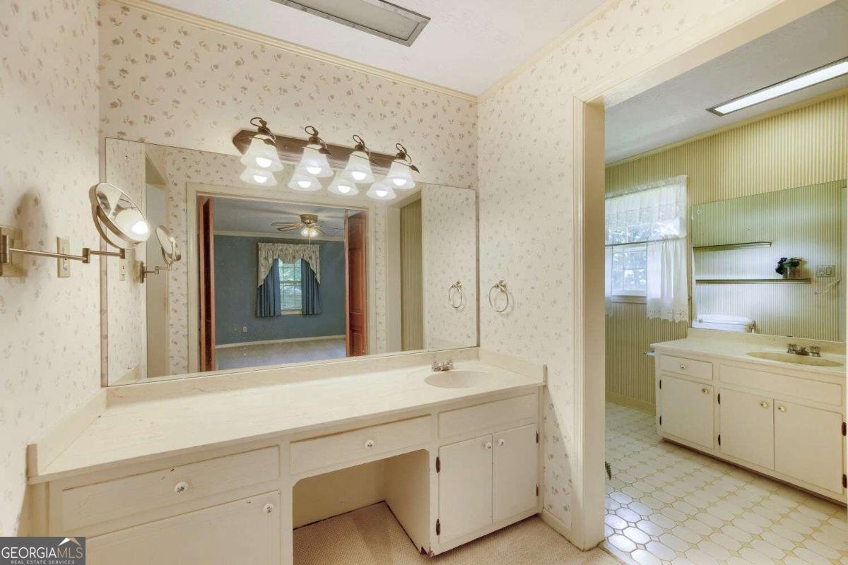 1909 Lake Lucerne Way Lilburn - Photo 20