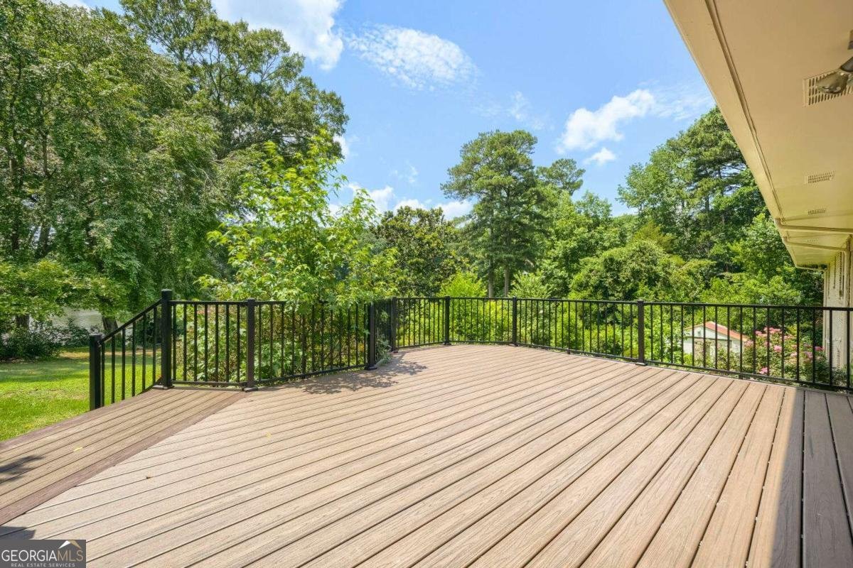 1909 Lake Lucerne Way Lilburn - Photo 23