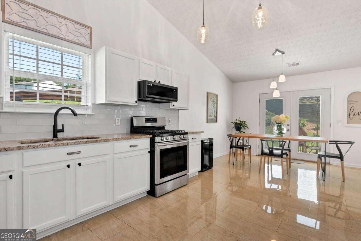 1176 Liriope Lane Lawrenceville - Photo 10