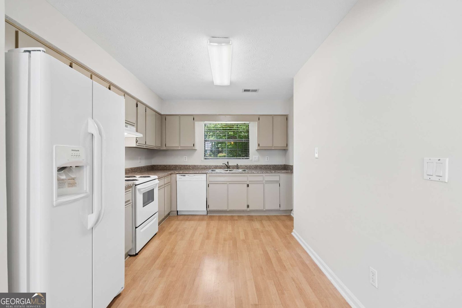 5013 Village Green Way Alpharetta - Photo 7