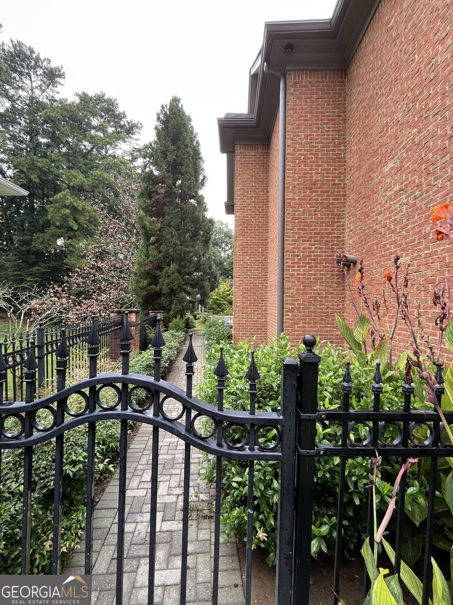 280 Old Ivy Road Atlanta - Photo 12