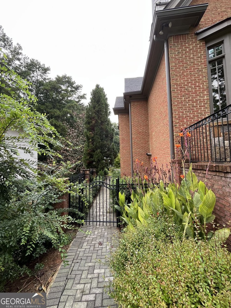 280 Old Ivy Road Atlanta - Photo 9