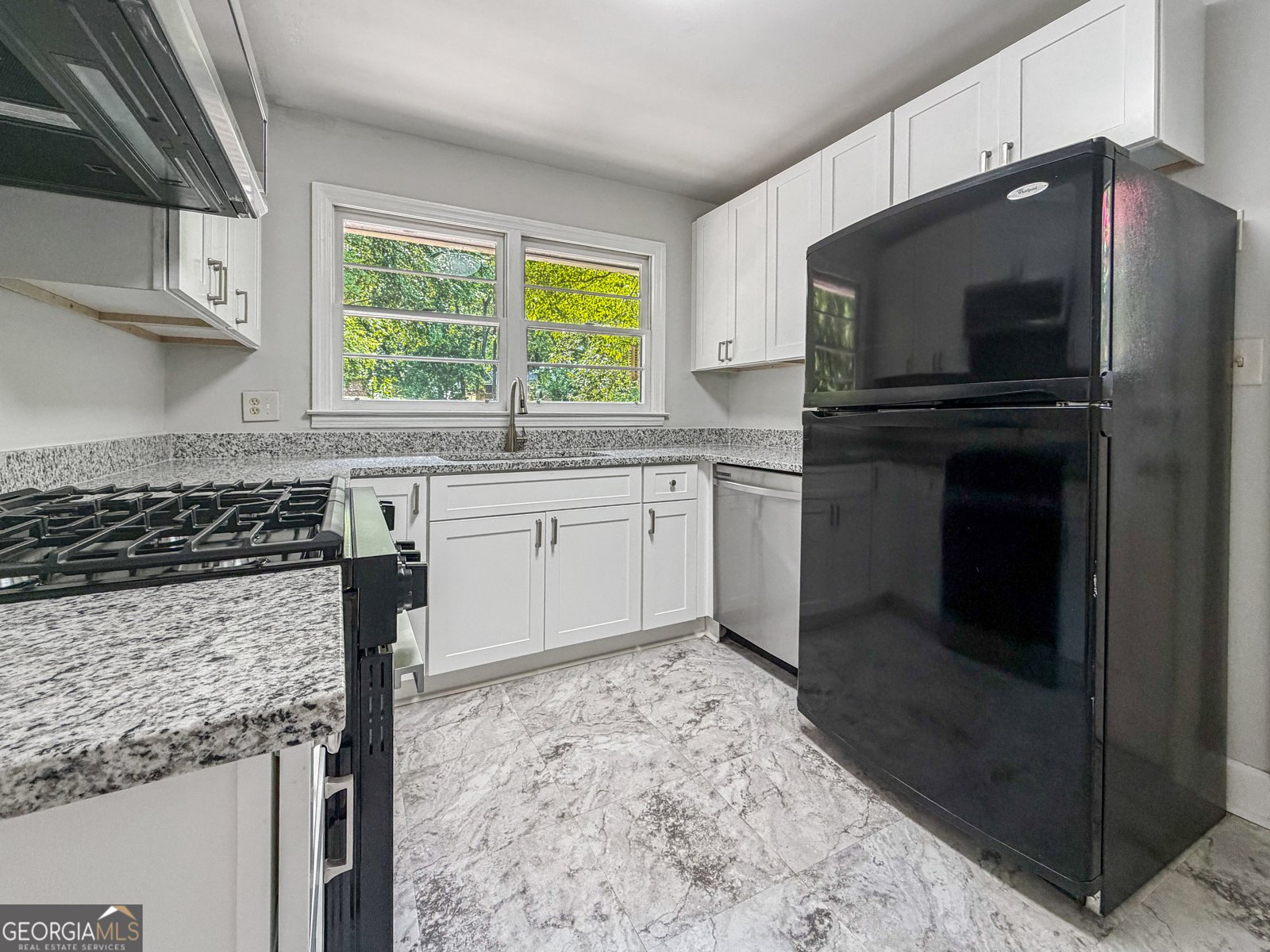 106 Larose Circle Marietta - Photo 6