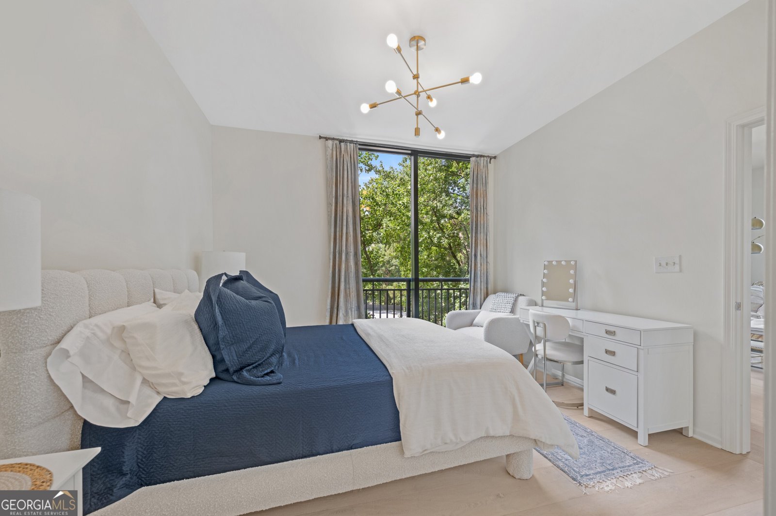 3040 Peachtree Road Atlanta - Photo 8