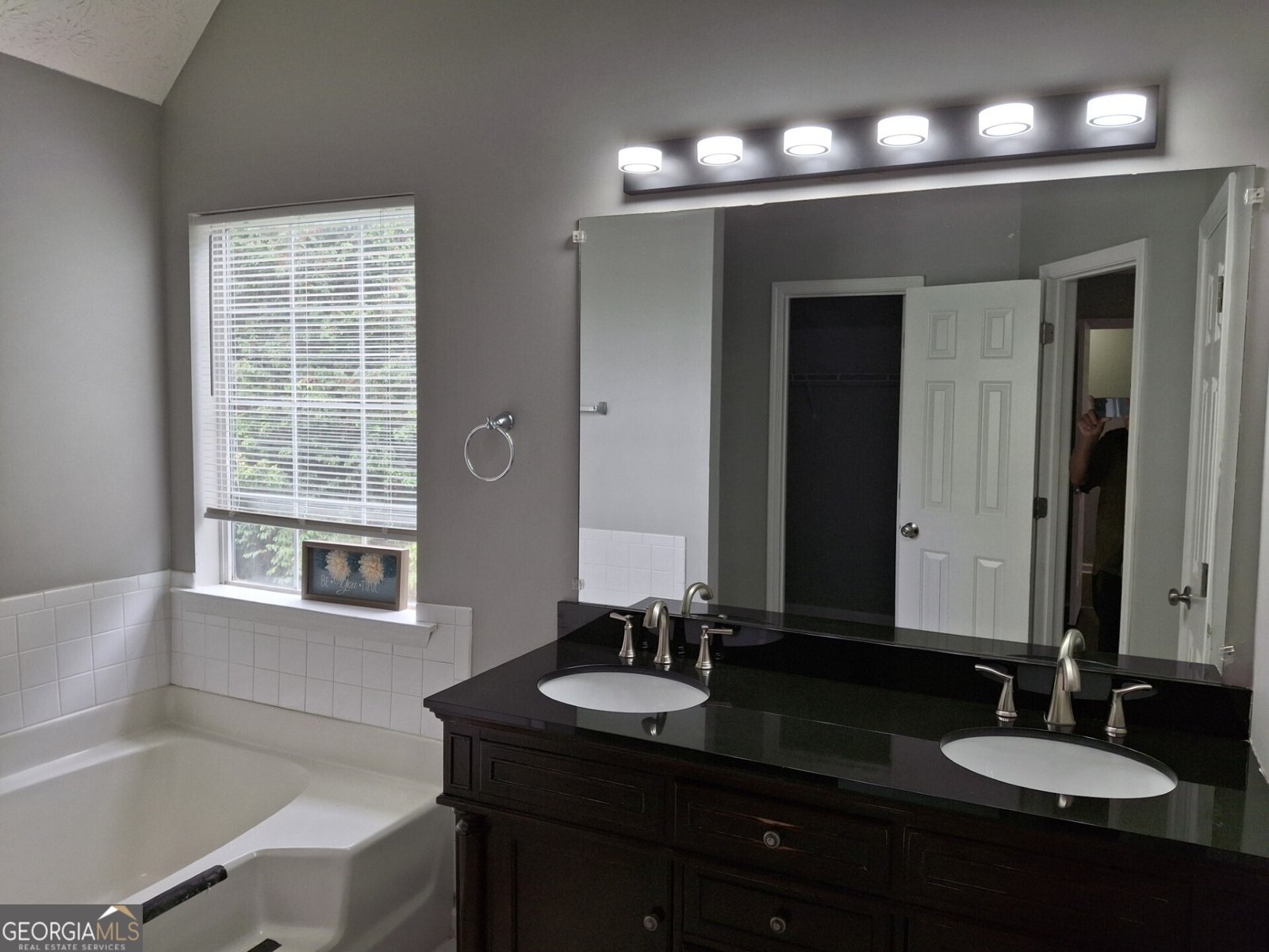 235 Vaness Drive McDonough - Photo 12