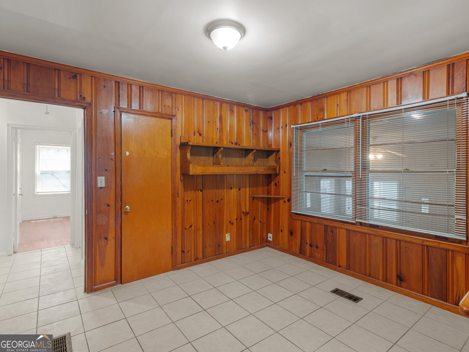 895 Laurel Street Forest Park - Photo 10