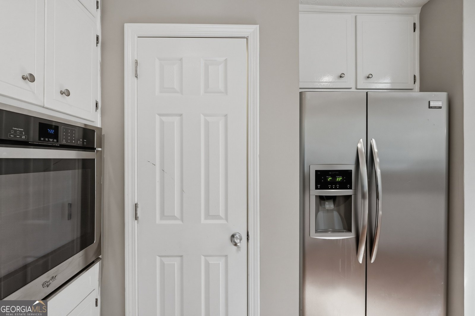 639 Cedrick Lane Stone Mountain - Photo 10