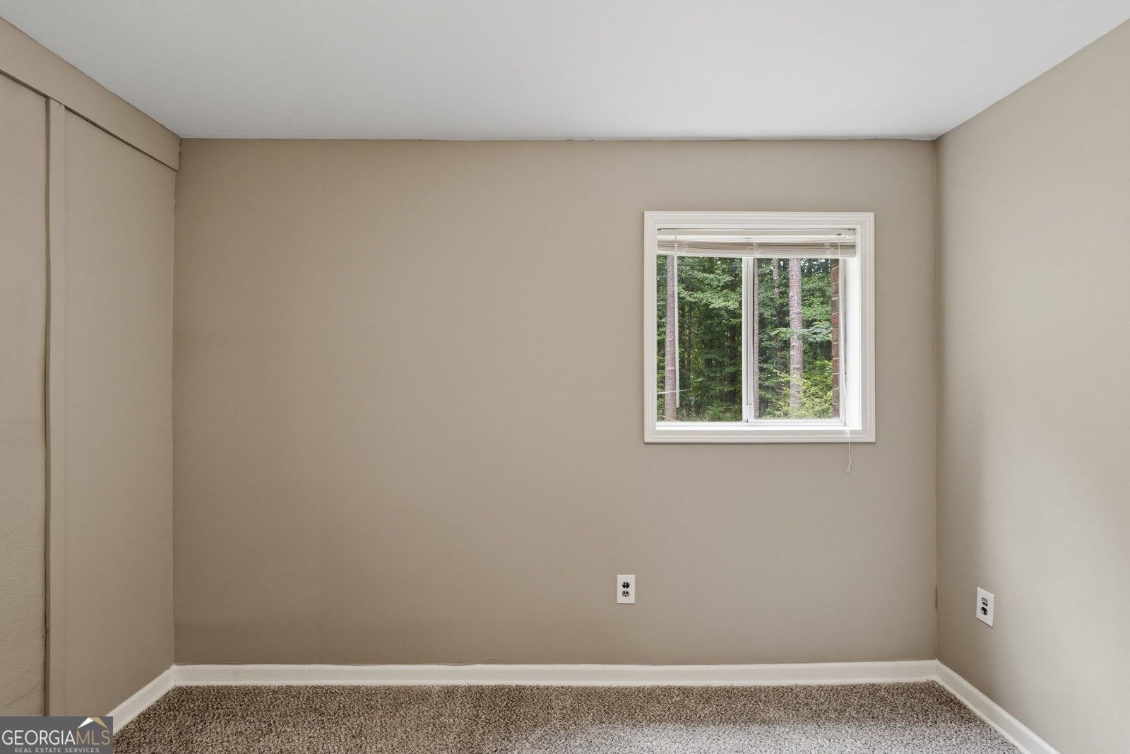 639 Cedrick Lane Stone Mountain - Photo 19