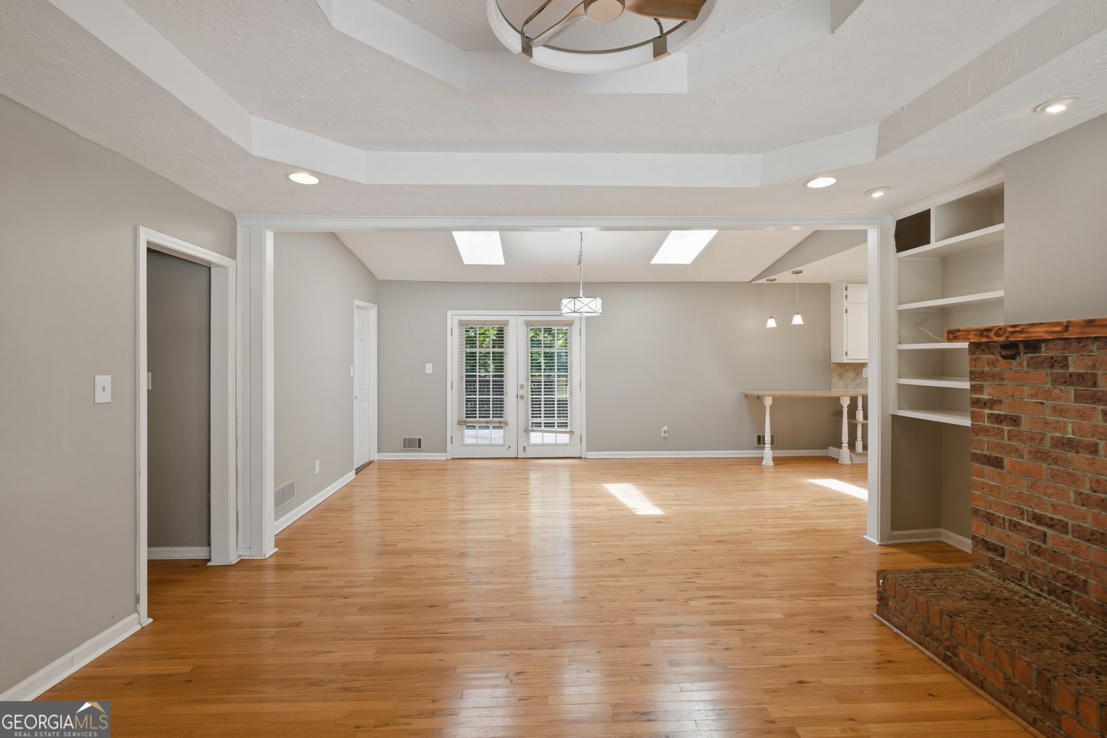 639 Cedrick Lane Stone Mountain - Photo 6