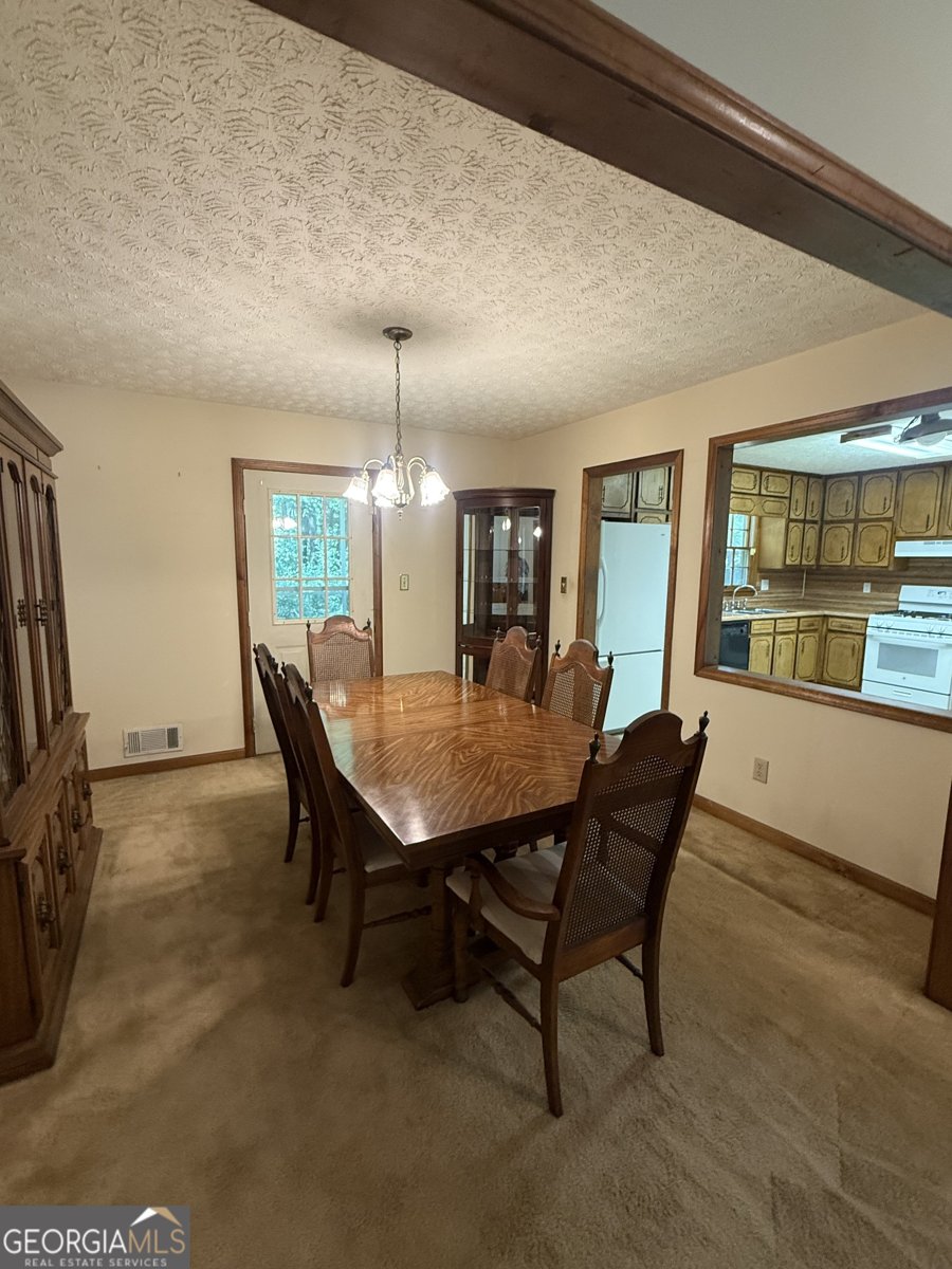25 Lynn Court Stockbridge - Photo 6