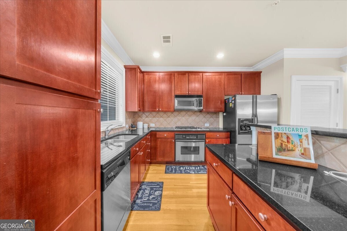 199 Le Gran Court Sandy Springs - Photo 11