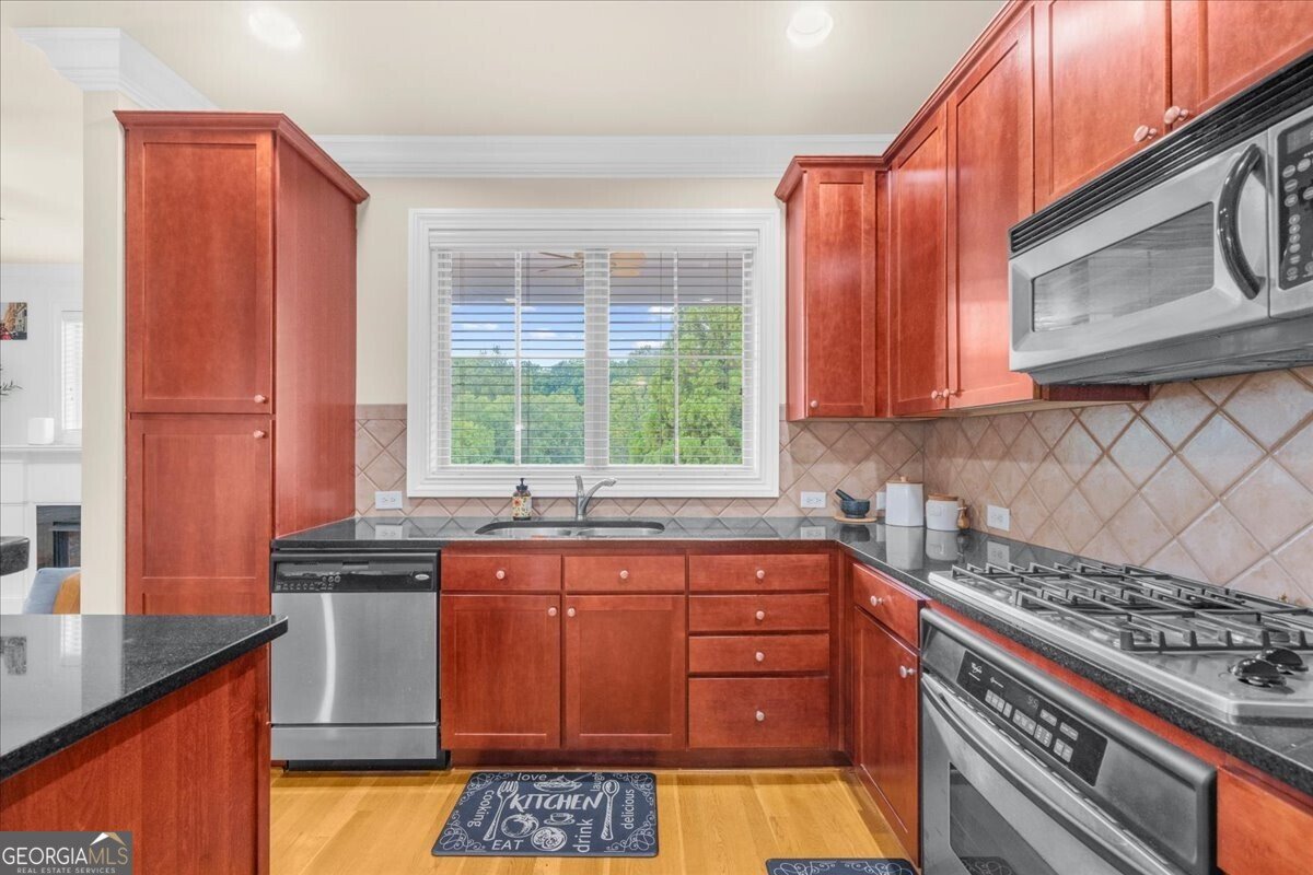 199 Le Gran Court Sandy Springs - Photo 14