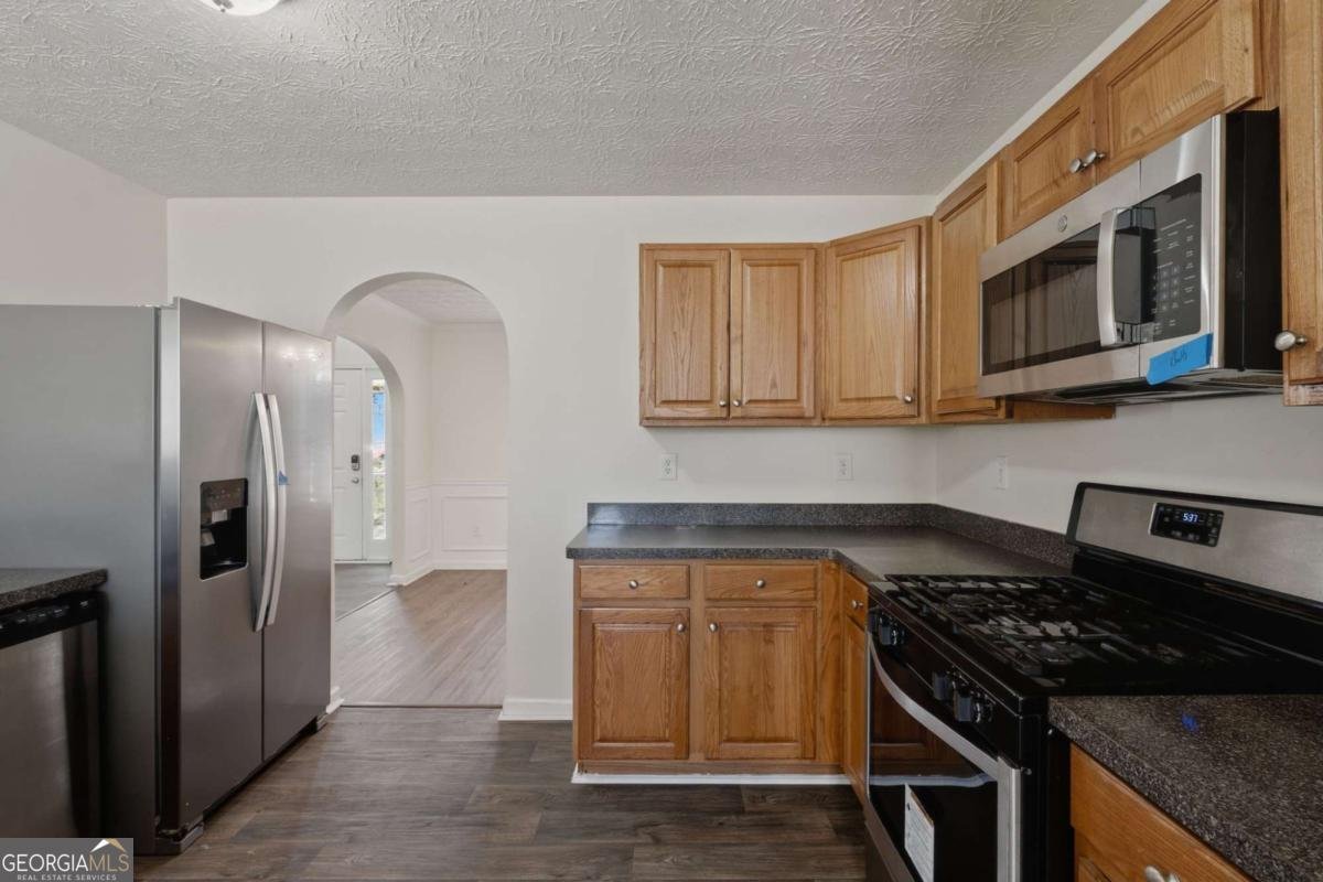 612 Mohawk Circle Stockbridge - Photo 12