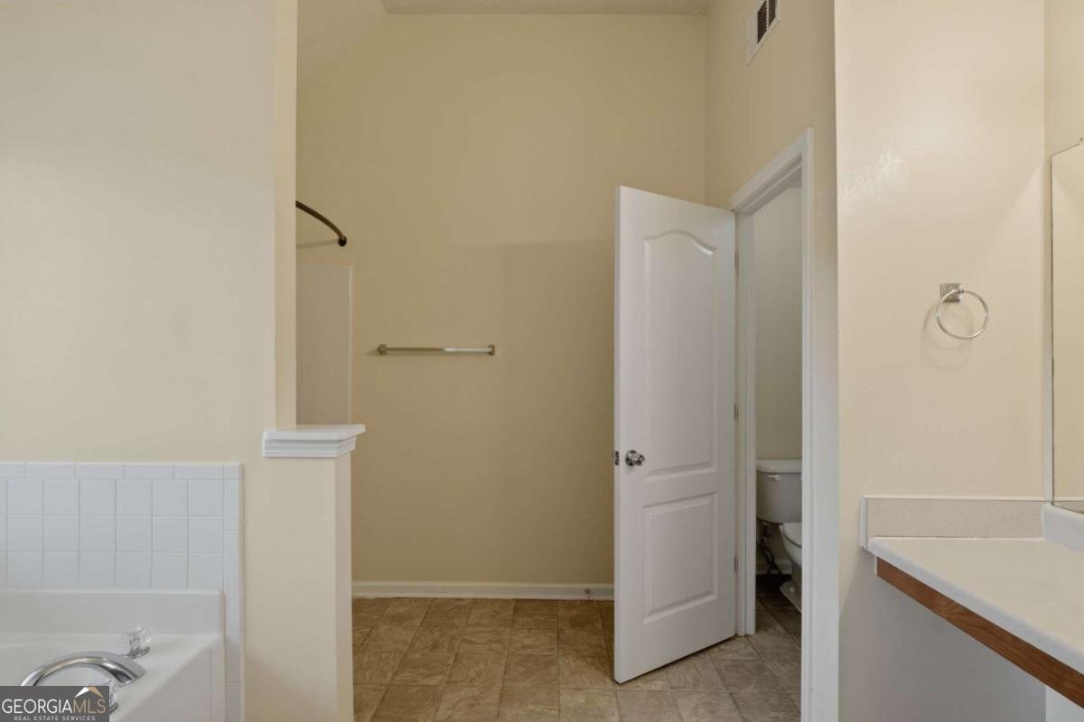 612 Mohawk Circle Stockbridge - Photo 31