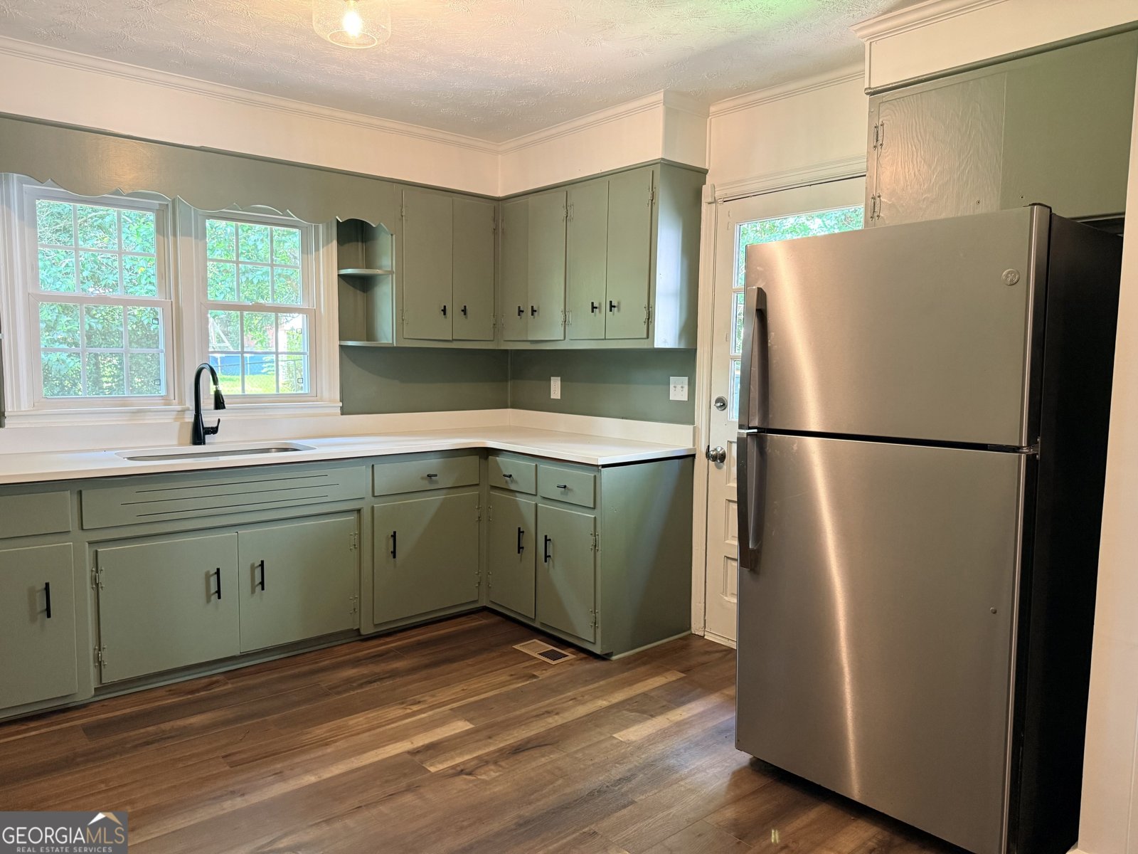 607 Hill Street Thomaston - Photo 12