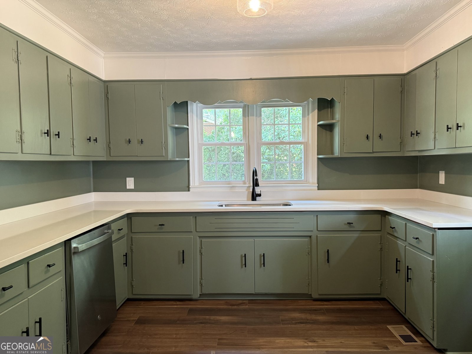 607 Hill Street Thomaston - Photo 13