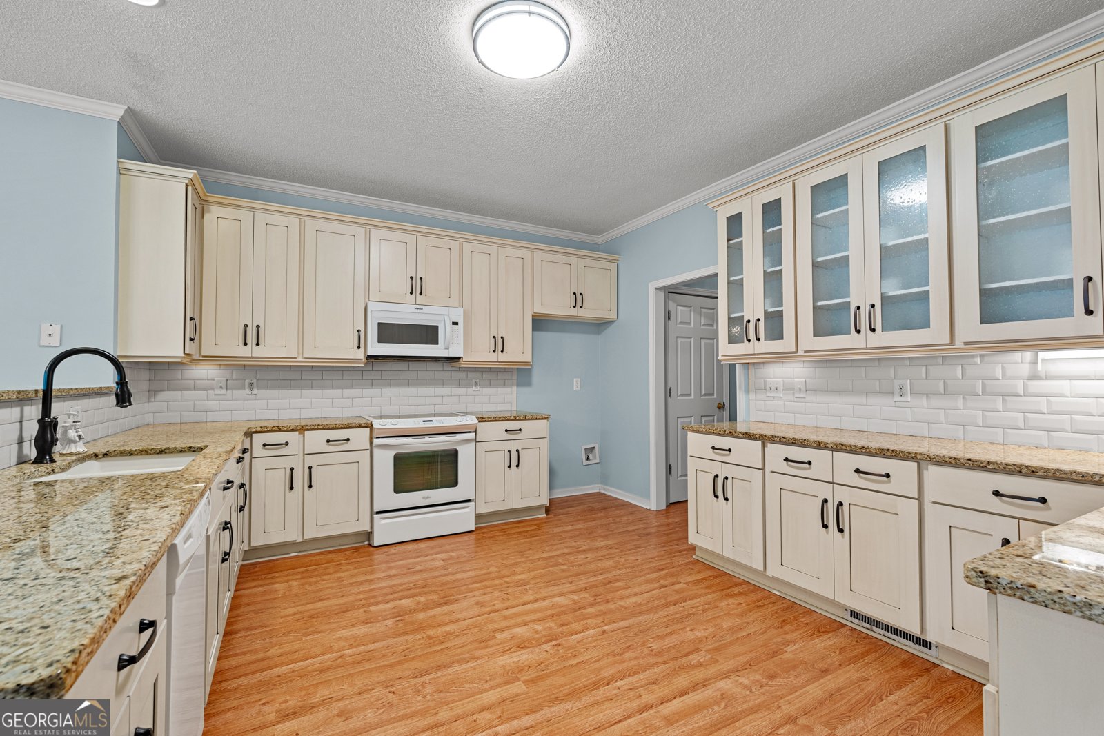 155 Biltmore Drive Fayetteville - Photo 9