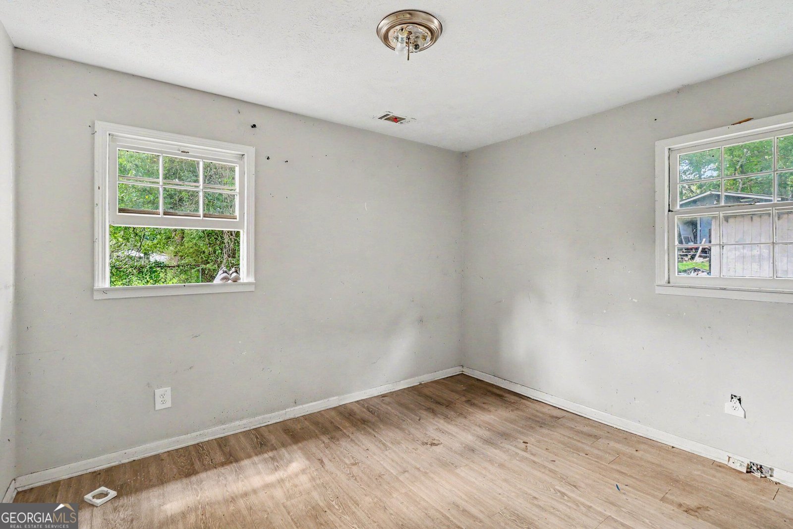 512 Donahoo Road Silver Creek - Photo 11