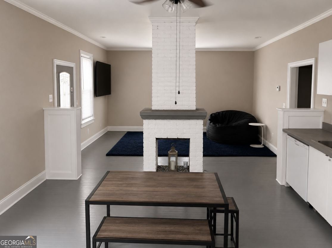 447 9th Street Griffin - Photo 7