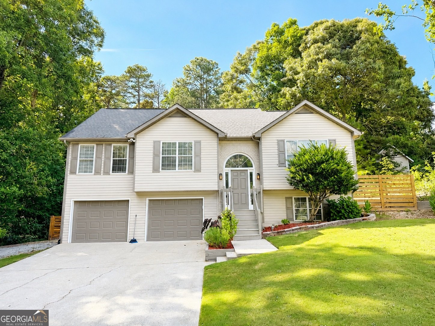 3980 Piper Glen Drive Buford - main photo