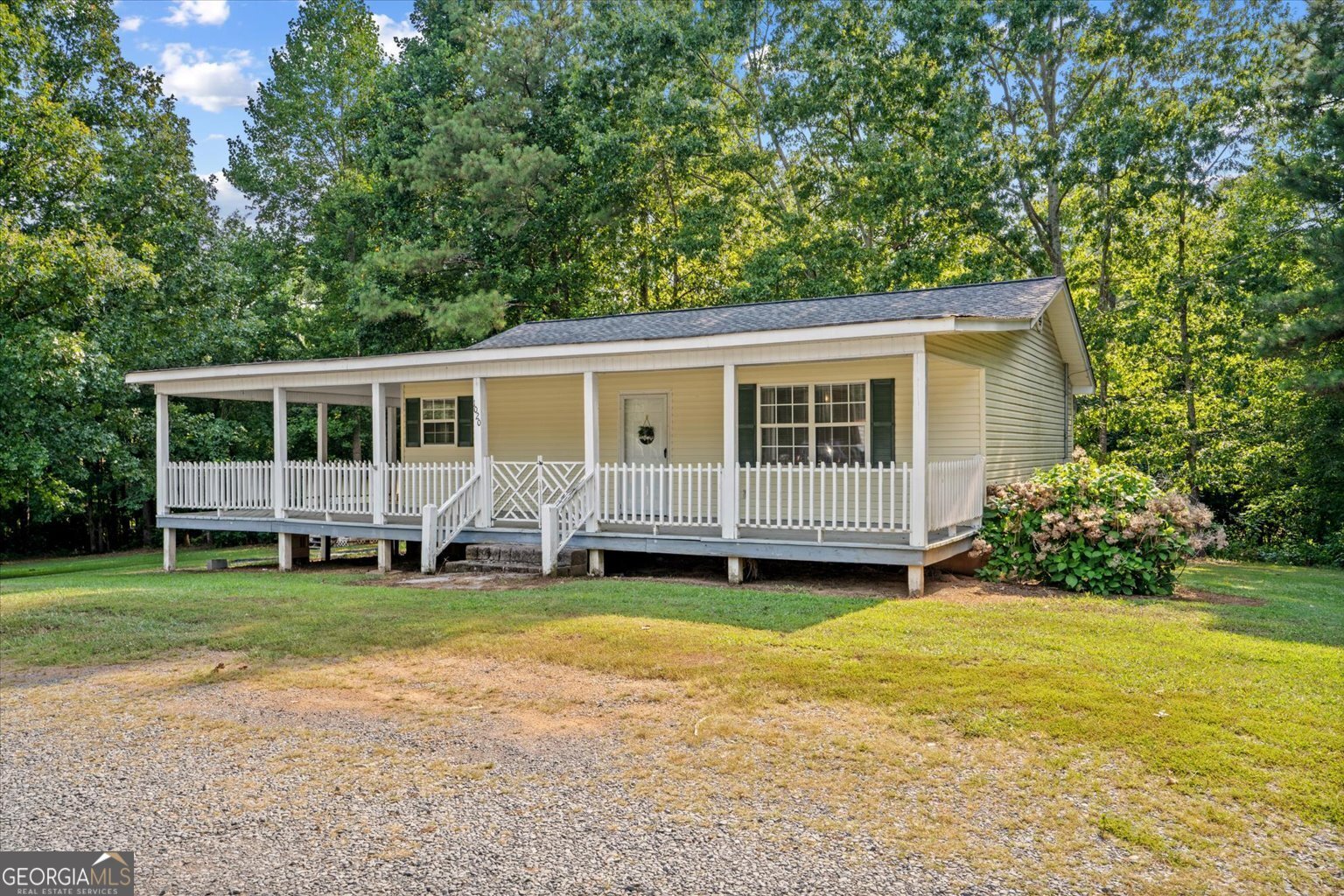 1020 Davenport Rd Dalton - main photo