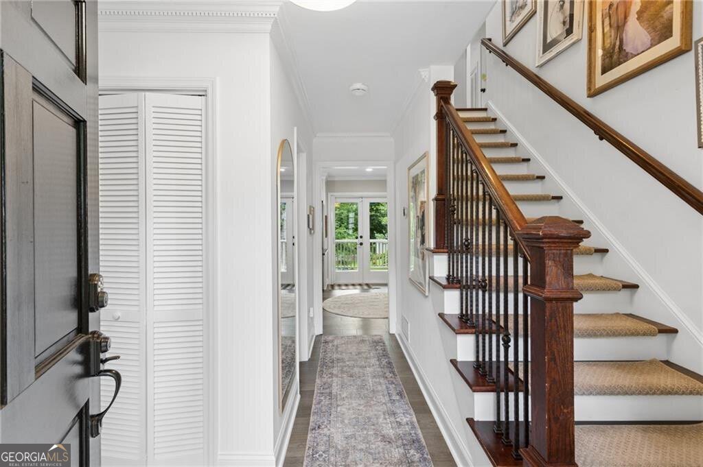 3825 Creekview Drive Marietta - Photo 6
