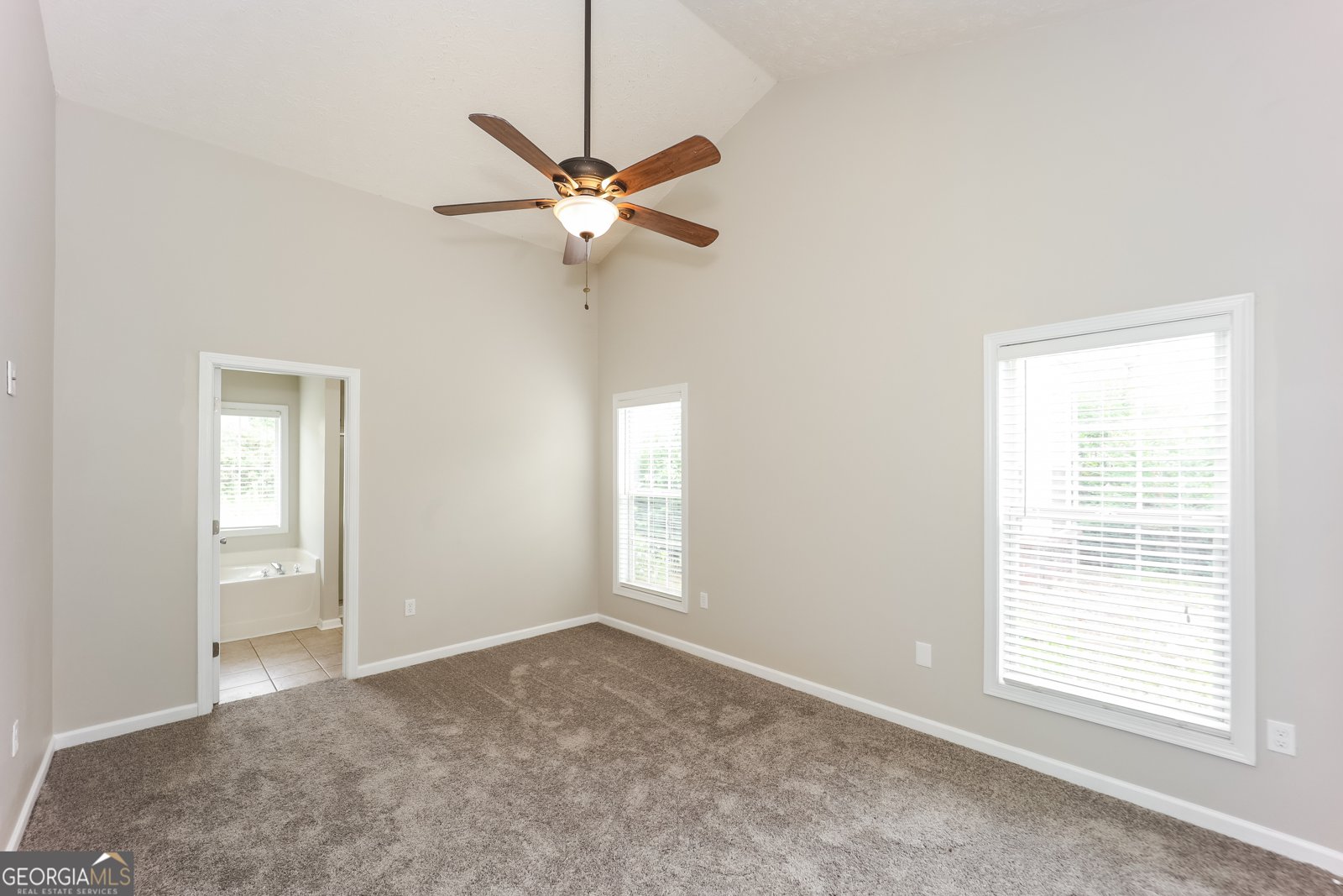 413 Baldwin Court Newnan - Photo 9