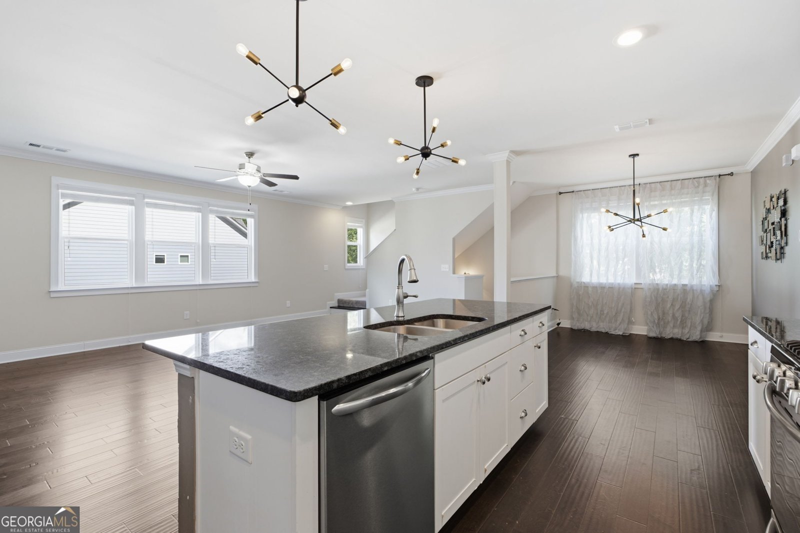 4339 Grove Field Park Suwanee - Photo 12