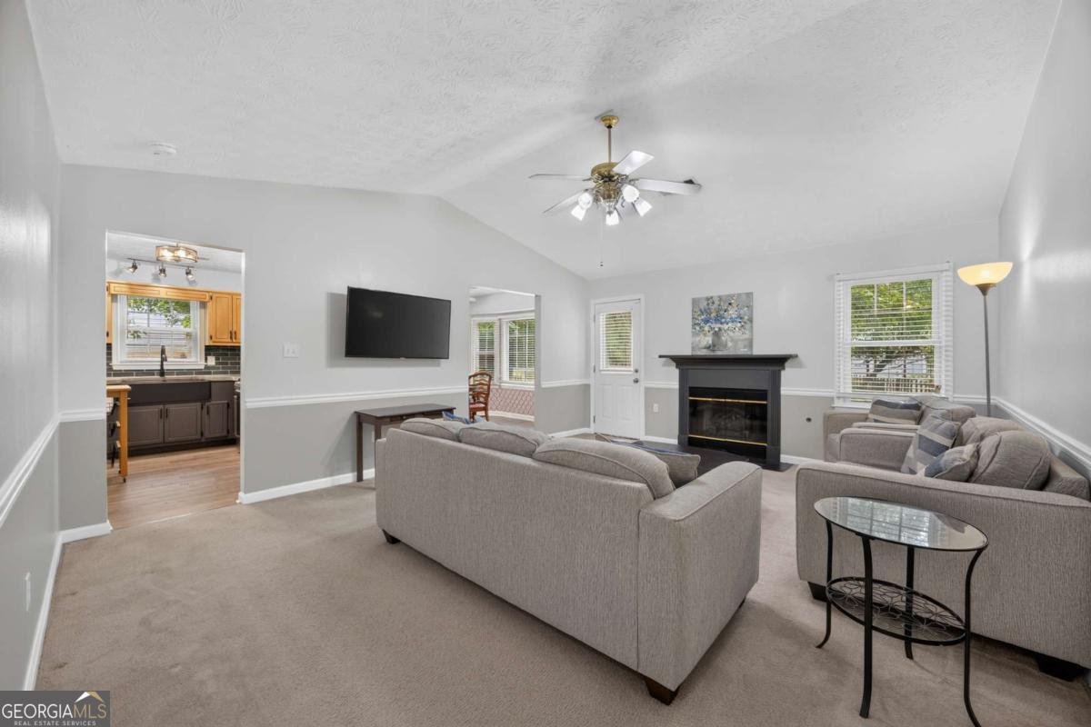 1938 Brandy Woods Drive Conyers - Photo 6