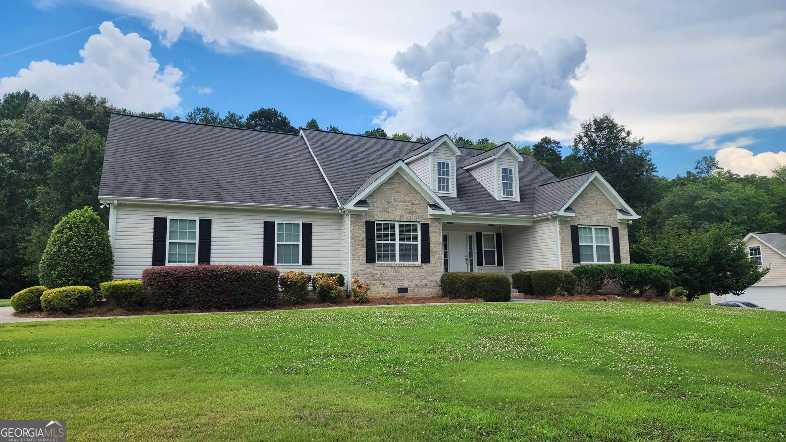 5027 Millstone Drive Dalton - main photo
