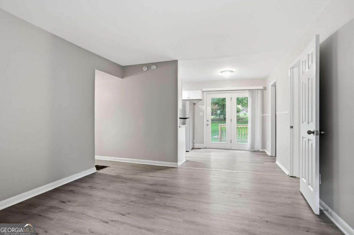 341 Roxbury Drive Riverdale - Photo 6
