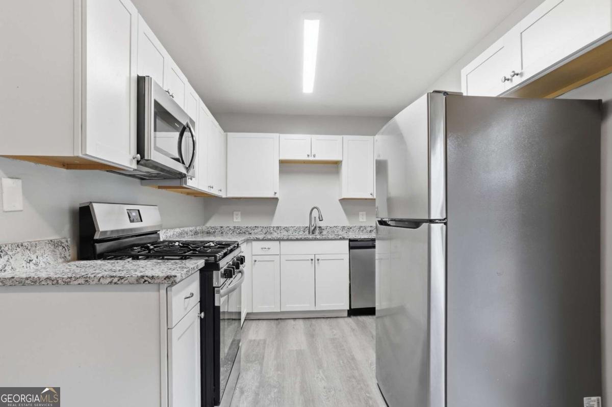 341 Roxbury Drive Riverdale - Photo 8