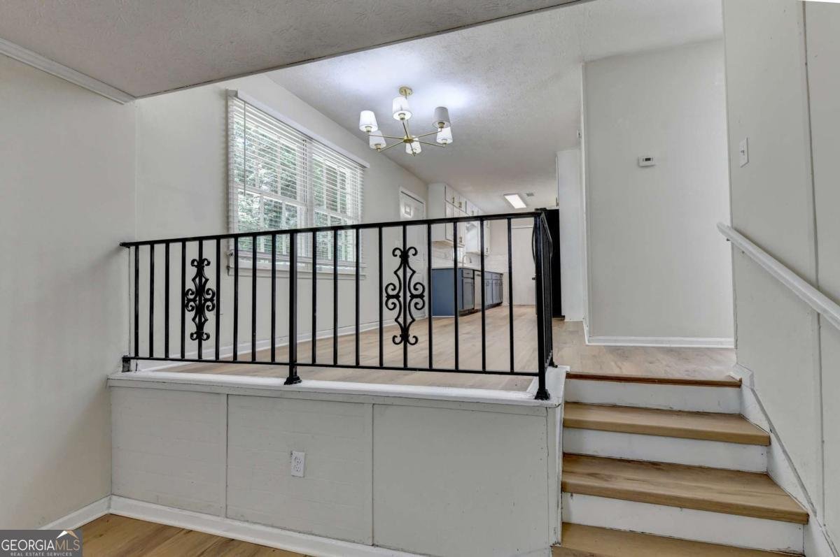 298 Wind Drive Lilburn - Photo 27