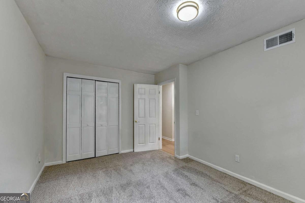 298 Wind Drive Lilburn - Photo 34