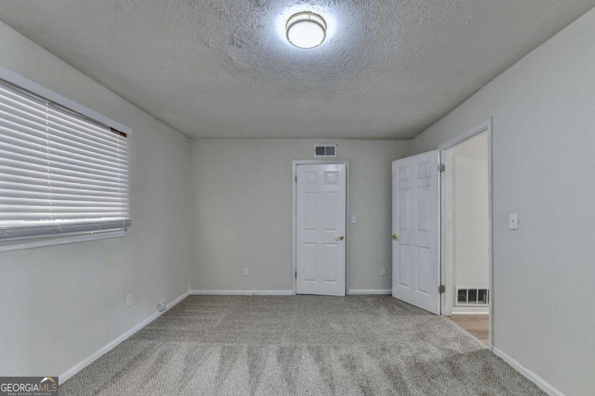 298 Wind Drive Lilburn - Photo 35