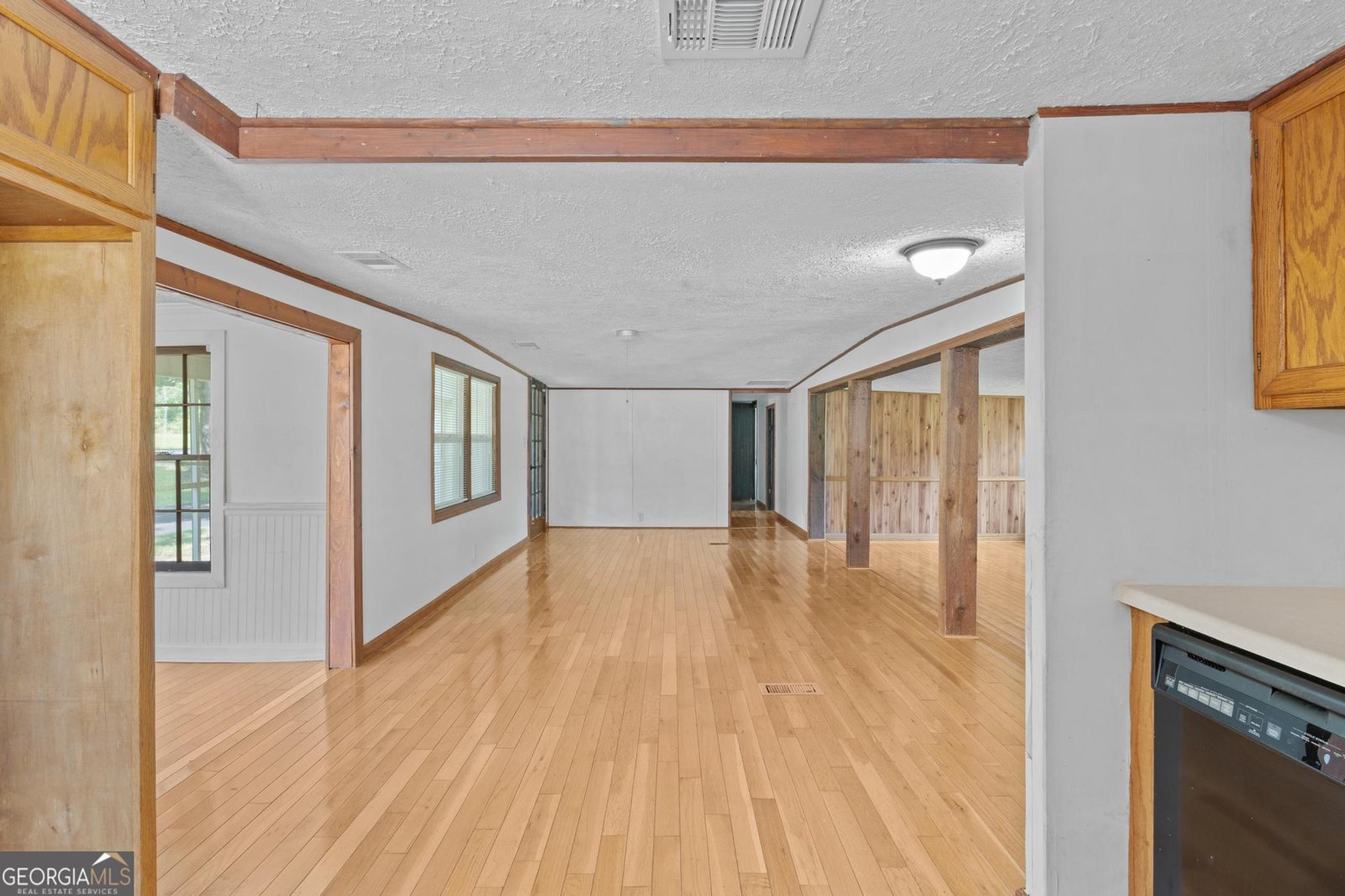 176 Midland Street Williamson - Photo 15