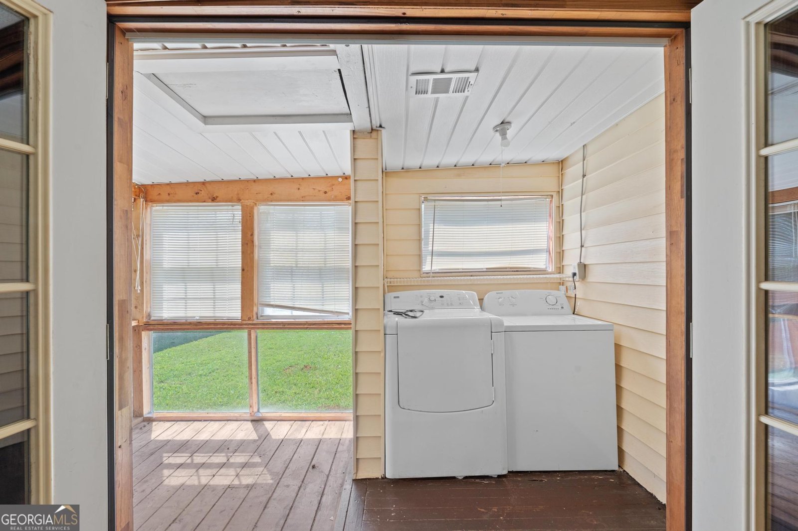 176 Midland Street Williamson - Photo 21