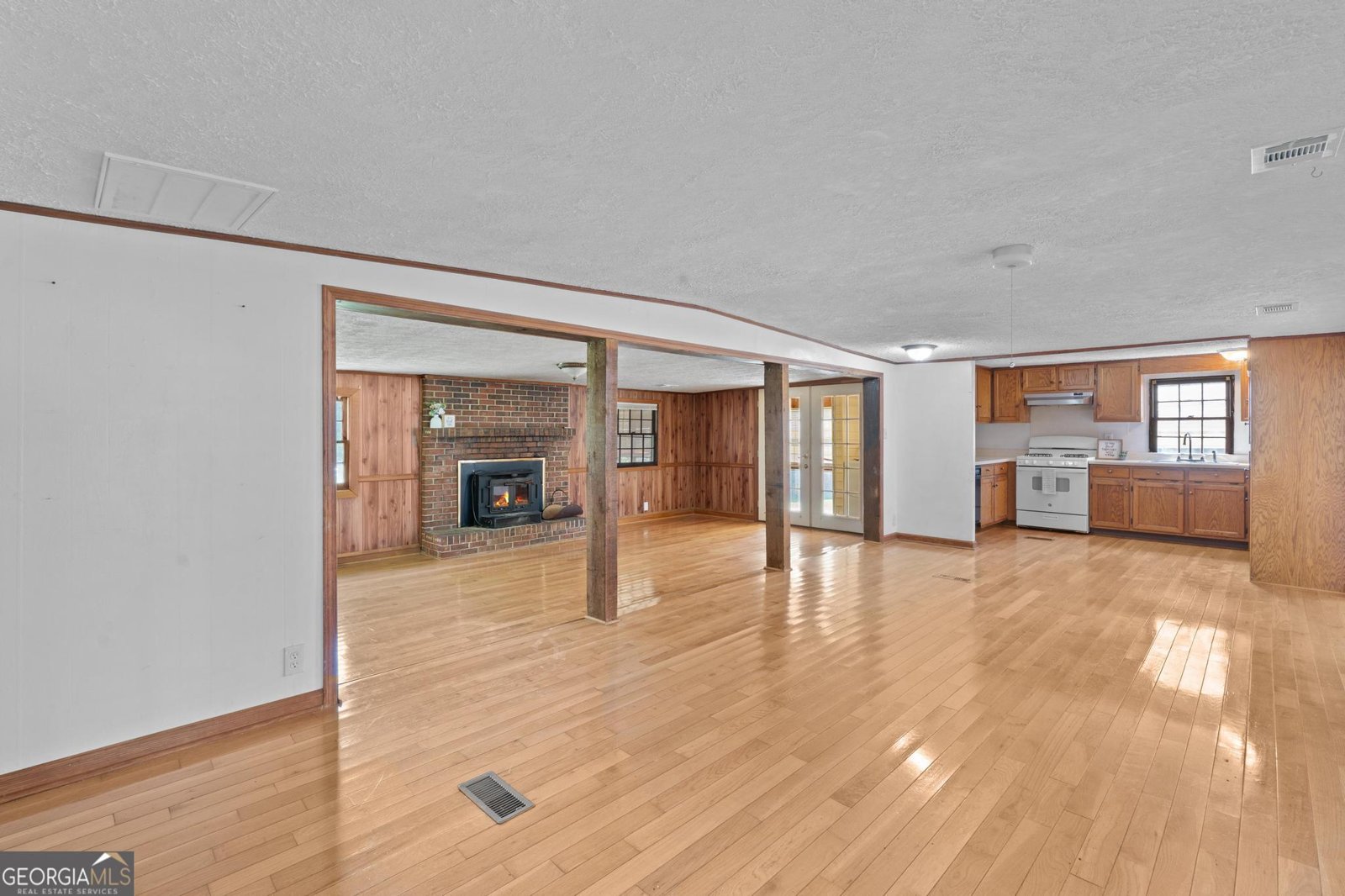 176 Midland Street Williamson - Photo 9