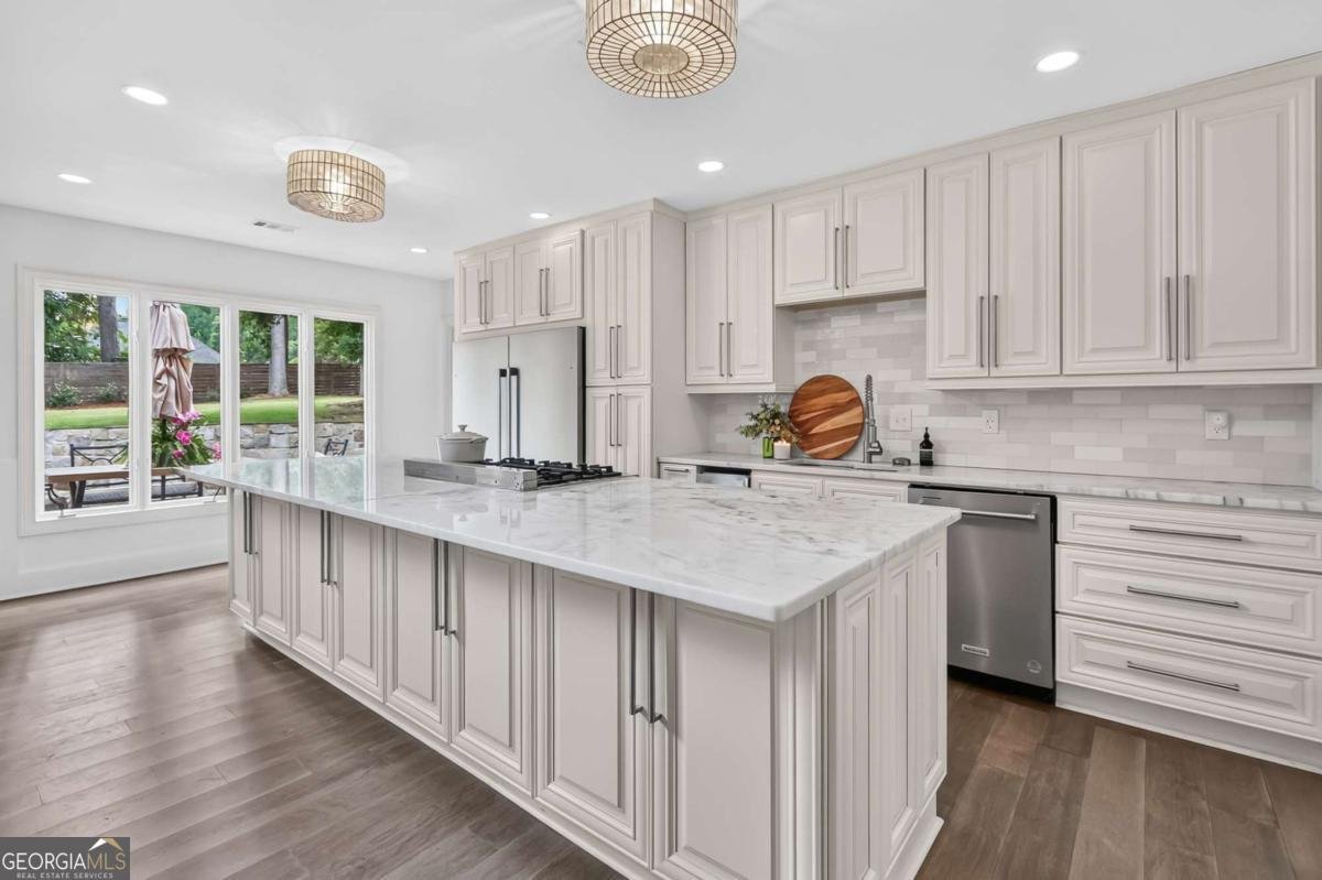 4013 Almond Court Marietta - Photo 6