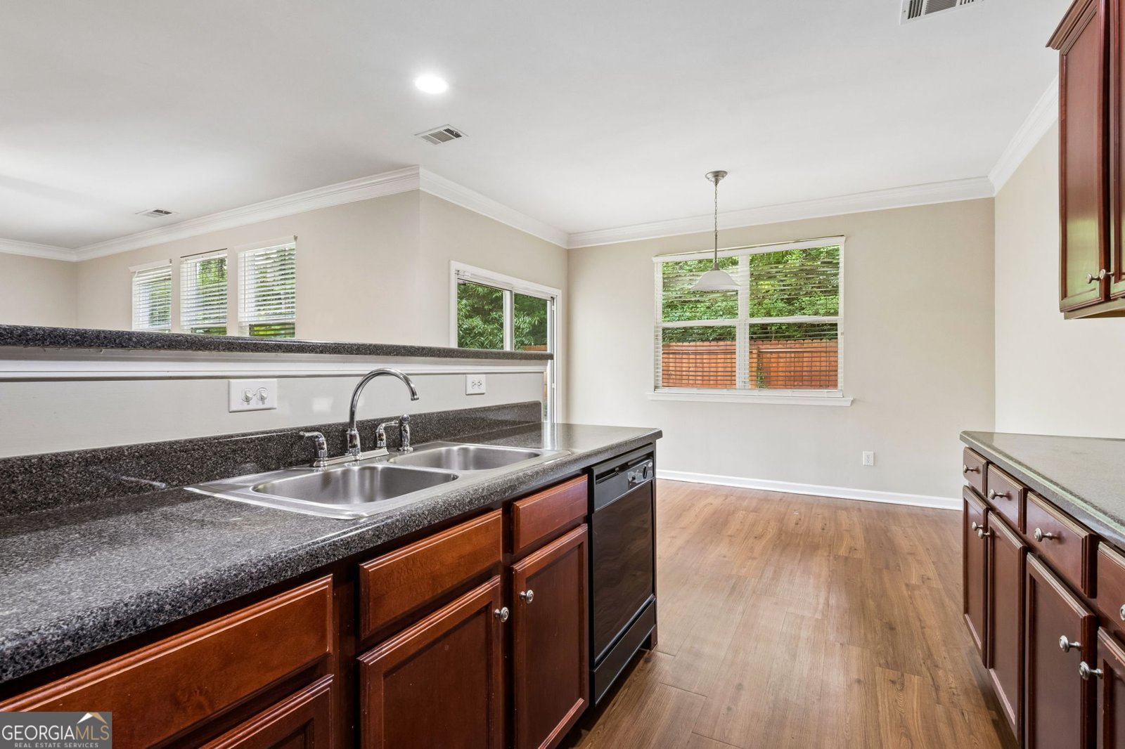 1178 Sparkling Cove Drive Buford - Photo 27